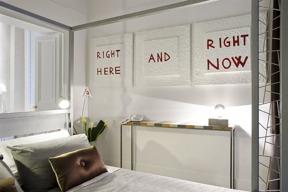 Piazza Di Spagna 9 Luxury B&B And Art Gallery Рим Екстериор снимка